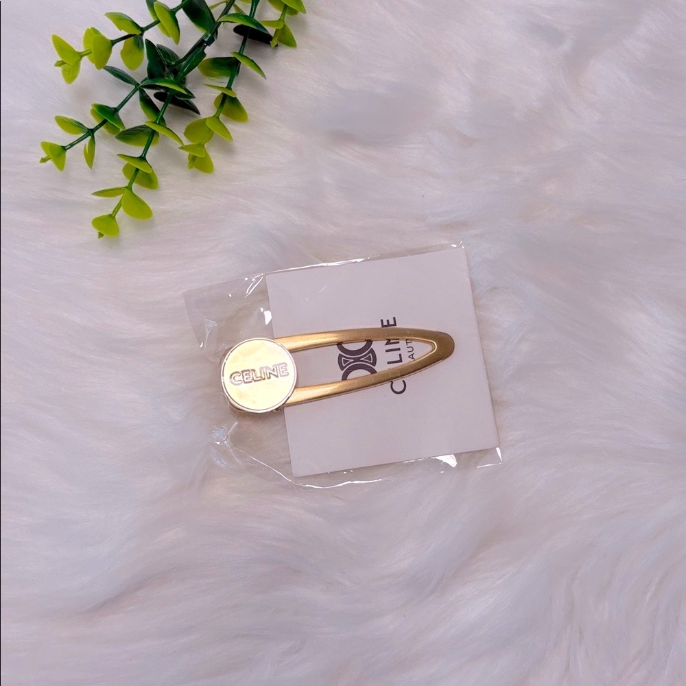 Celine Beauté Gold Hair Clip
